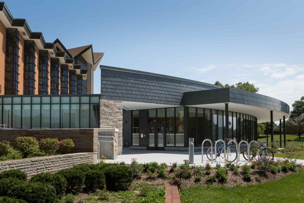 20150821 JLH Helge Center-012 (2) (2)